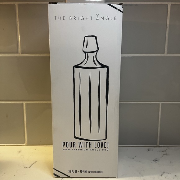 The Bright Angle Olive Oil Vinegar Bottle Elixir POUR WITH LOVE 24 oz NIB - Picture 6 of 9